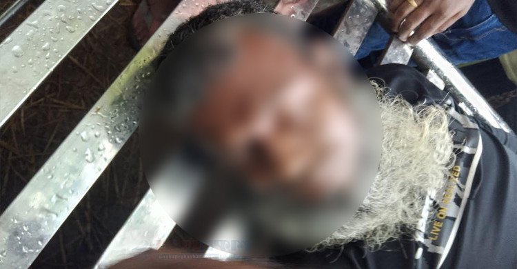 নওগাঁর হাঁসাইগাড়ি বিলে মাছ ধরার সময় বজ্রপাতে জেলের মৃত্যু
